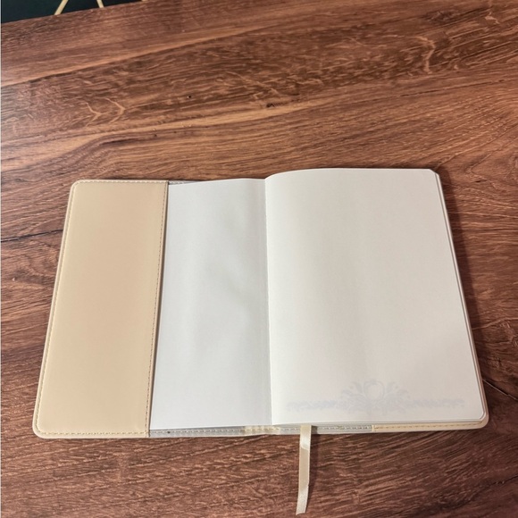 OwlCrate Grimm’s Fairy Tales Journal Cream Faux Leather, Green Foil, Refillable - Picture 4 of 6